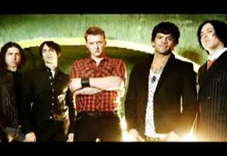 Queens of the Stone Age and SQ "Go With the Flow"